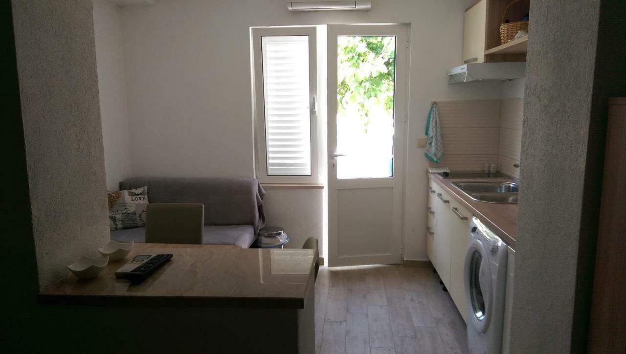 Apartmani Dina Makarska Extérieur photo