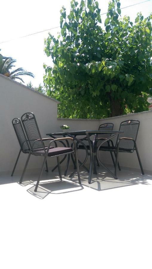 Apartmani Dina Makarska Extérieur photo