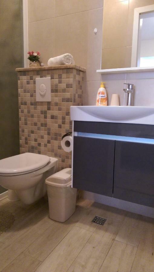 Apartmani Dina Makarska Extérieur photo