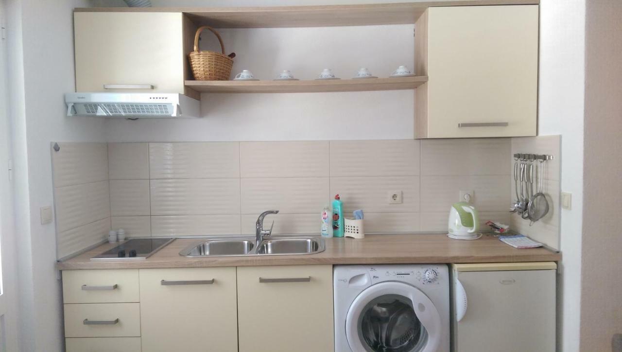 Apartmani Dina Makarska Extérieur photo
