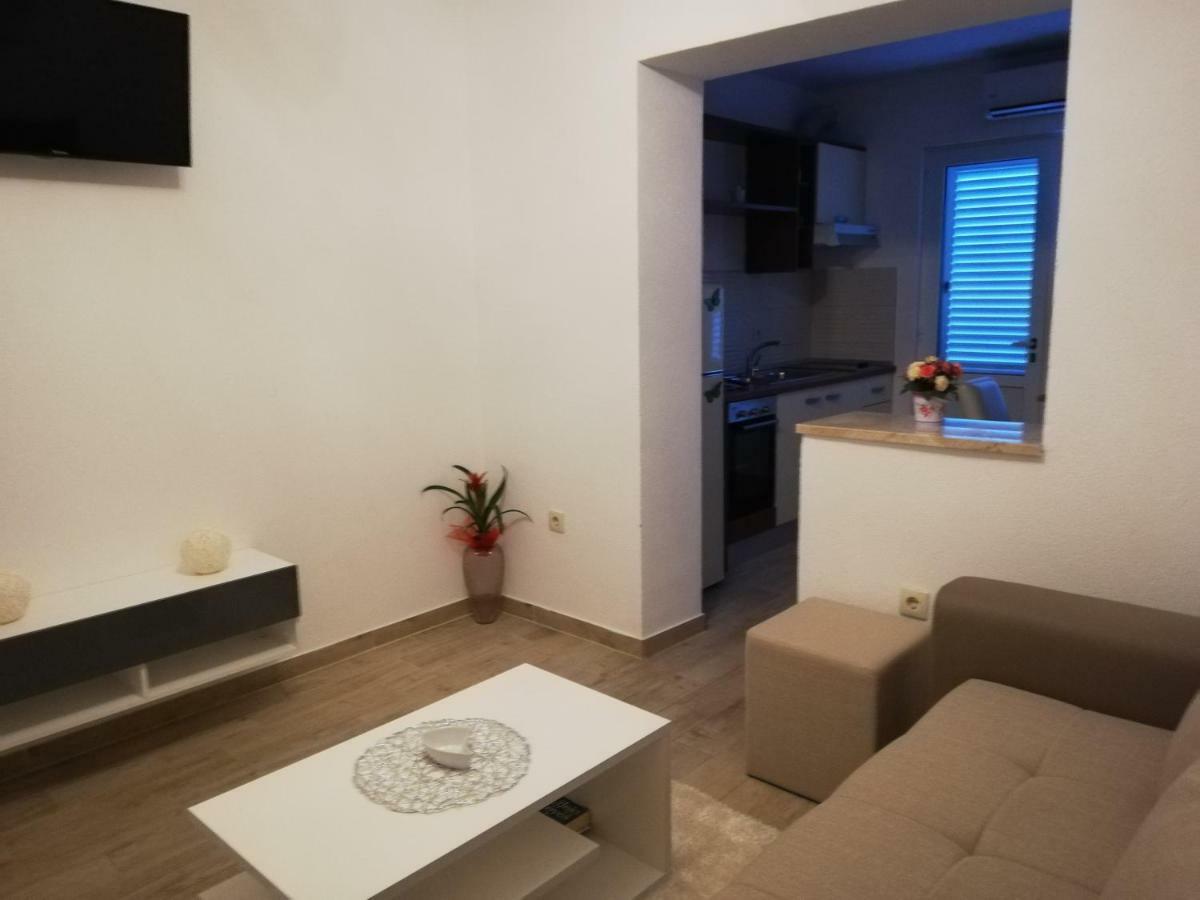 Apartmani Dina Makarska Extérieur photo