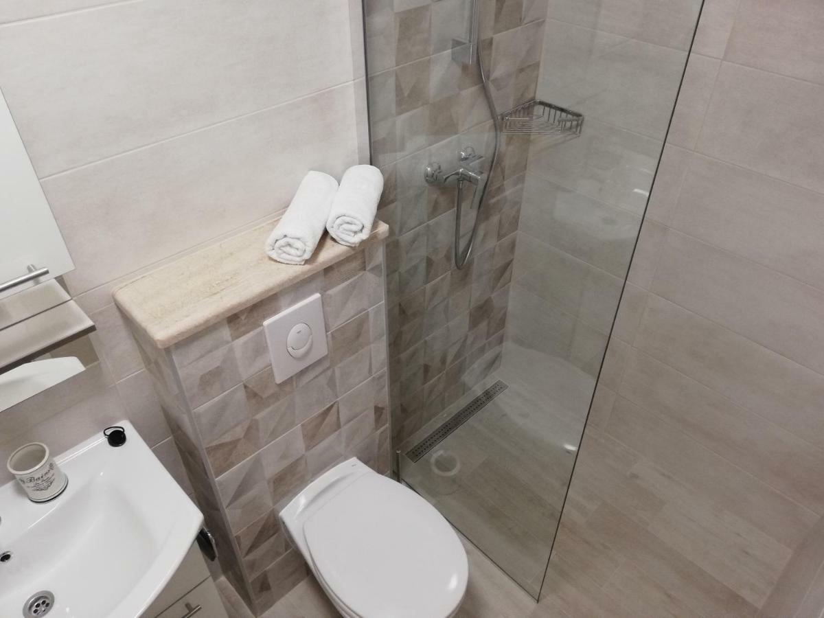 Apartmani Dina Makarska Extérieur photo