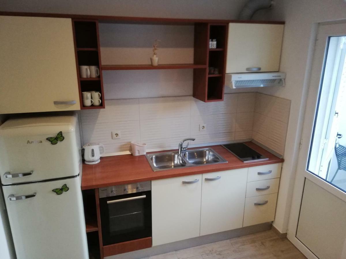 Apartmani Dina Makarska Extérieur photo