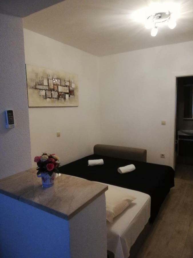 Apartmani Dina Makarska Extérieur photo