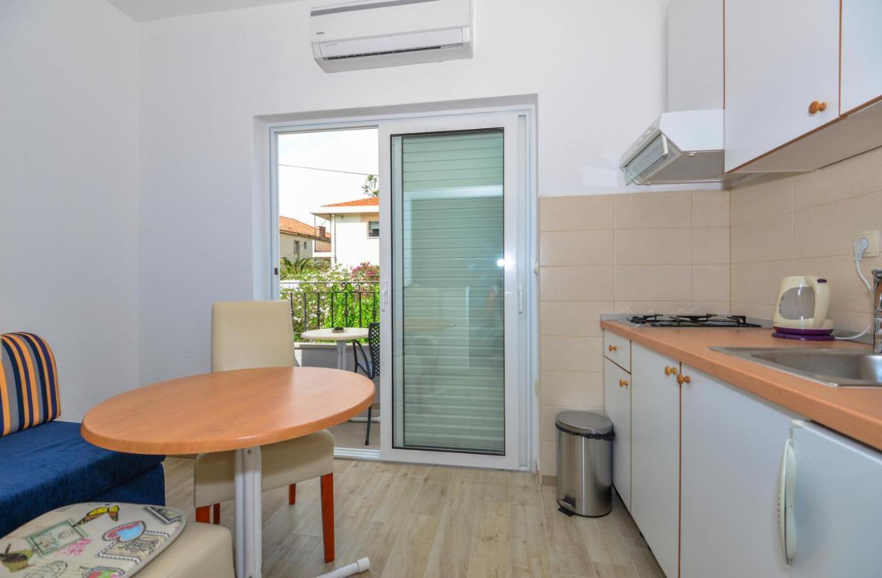 Apartmani Dina Makarska Extérieur photo